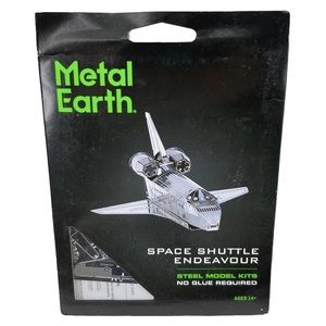 Metal Earth Space Shuttle Endeavour Steel Model Kit